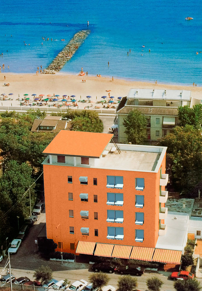 Edelweiss Hotel Fano Exterior foto